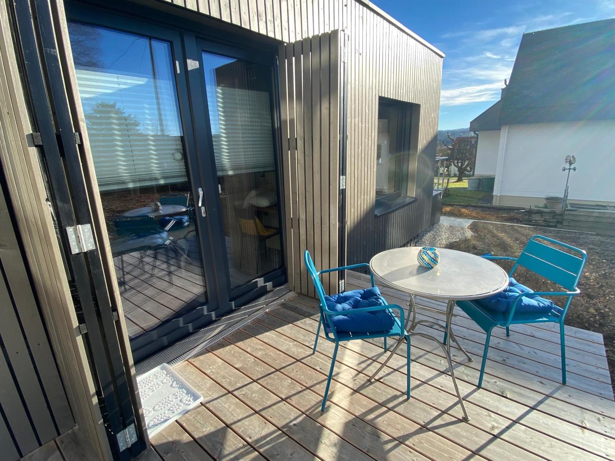 Auf Wolke 7 - Gaeste-Studio Im Mini House In Ch-4556 Aeschi So Exterior photo